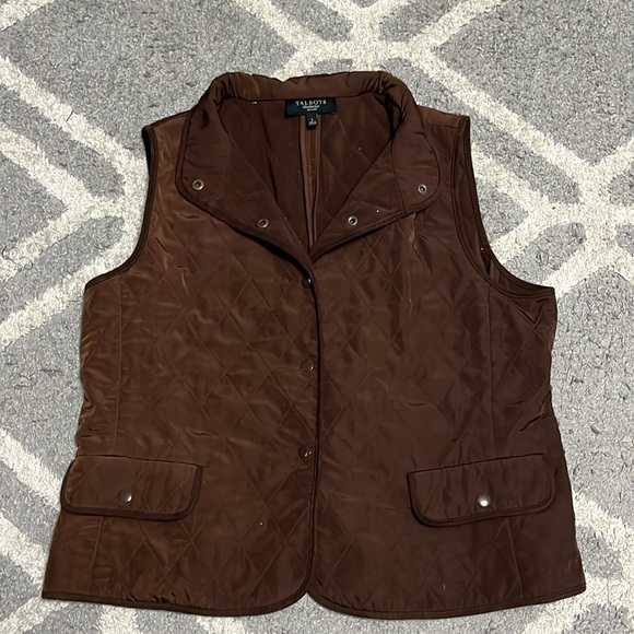 Lightweight brown button up vest - Picture 1 of 3